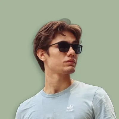 Photo on juan smiling to the camera